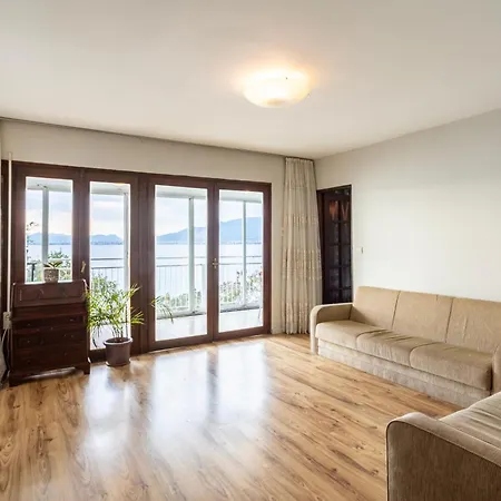 Seafront House - Infinite Blue In Mikra Mantineia 칼라마타