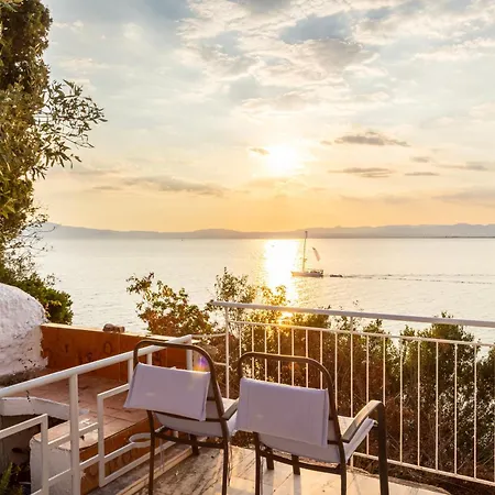 Seafront House - Infinite Blue In Mikra Mantineia *